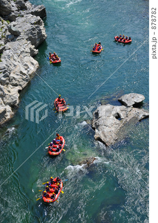 ラフティング 878782