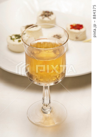 シェリー酒とスパイスチーズ シェリー酒とスパイスチーズ 884375