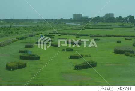 広々とした芝生 887743