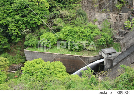 竜神ダムの放水 889980