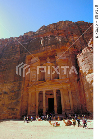 ペトラ遺跡、エルカズネ宝物殿全景 899159