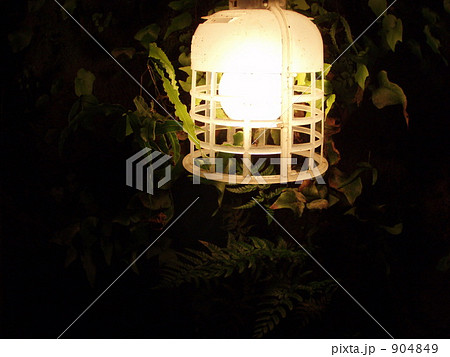 鍾乳洞の中の明かり 904849