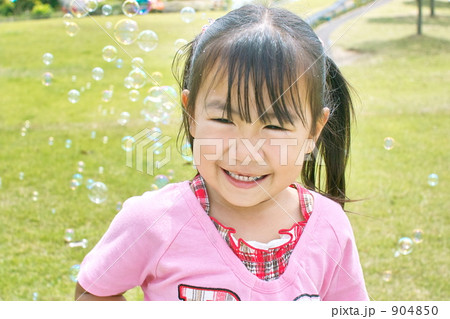 シャボン玉遊び 904850