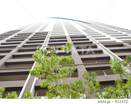 高層マンション 912372