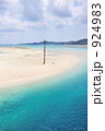 海と砂浜と電信柱 924983