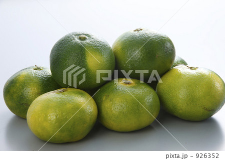 緑のミカン 926352