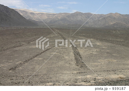 ナスカ地上絵近接 ナスカ地上絵近接 939187