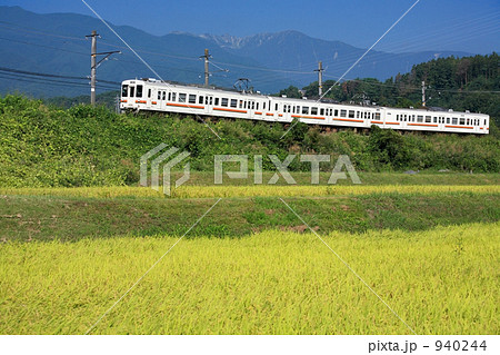 田園風景と飯田線 940244