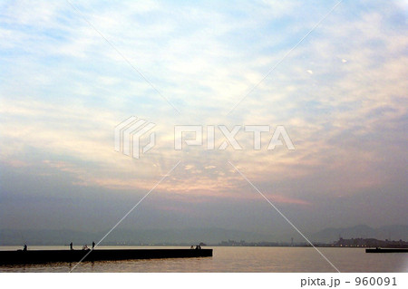 百道浜の朝 960091