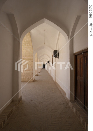 マスジェデ・ジャーメの回廊 960570