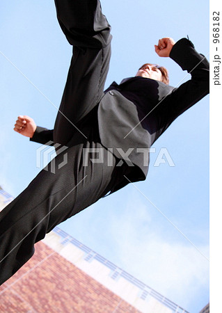 走り抜ける 走り抜ける 968182