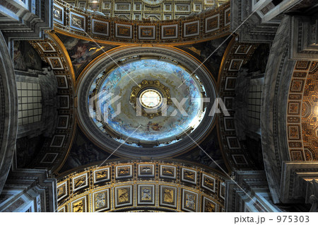 サンピエトロ大聖堂の天井 975303