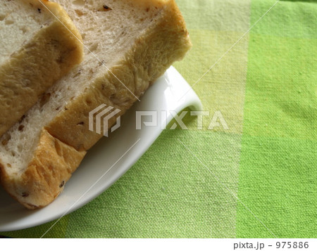 パン パン 975886