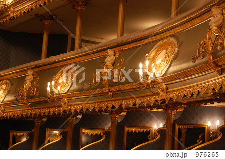 エステート劇場  976265