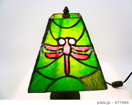 ステンドグラスのランプ 977960