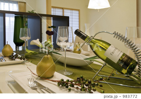 インテリアテーブルイメージ 983772