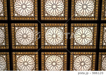 夢が覚めるまで、傍にいよう。 986120