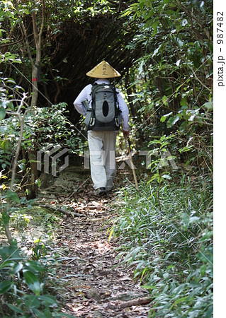 お遍路さん-2 お遍路さん-2 987482