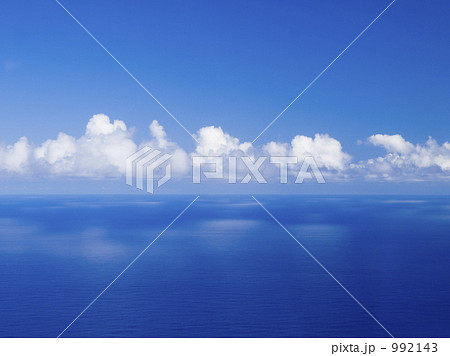 青空と海 992143