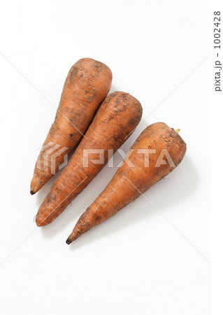 1002428