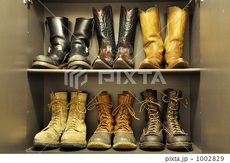 BOOTS 1002829