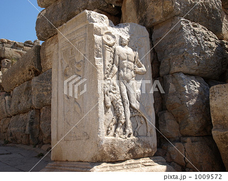 エフェソス エフェス 遺跡 の 羊飼いの碑 トルコ の写真素材