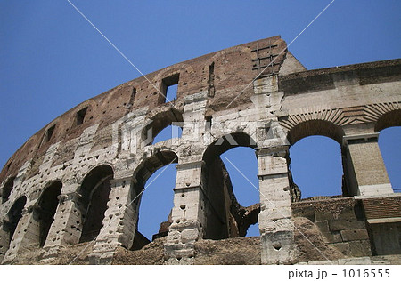 ローマのコロッセオ 1016555