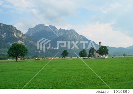 聖コロマン教会とノイシュヴァンシュタイン城 聖コロマン教会とノイシュヴァンシュタイン城 1016899