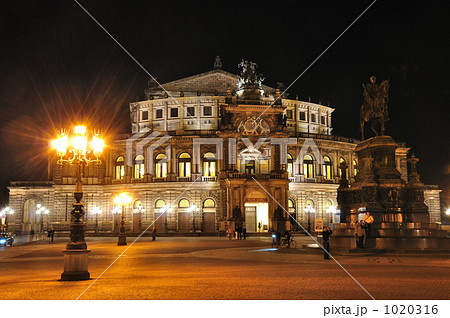 ドレスデン　センパーオペラ 1020316