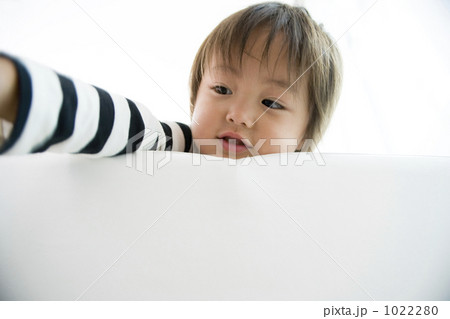 1022280