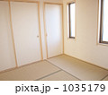 シンプル和室_窓 1035179
