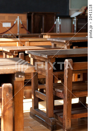 尋常高等小学校の教室 尋常高等小学校の教室 1041118