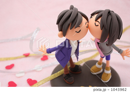 粘土で作成した恋人たち 1043962