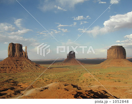 モニュメントバレー 1052848