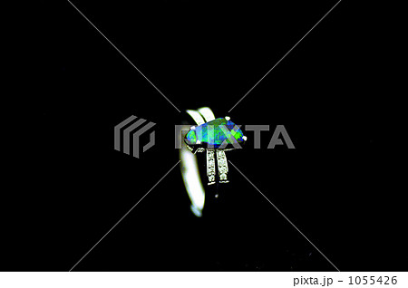 オパールリング 1055426