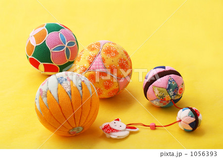 お正月飾り　マリ　イエロー 1056393