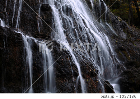 乗鞍高原三本滝 1057136