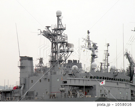 横須賀の海上自衛隊 1058016
