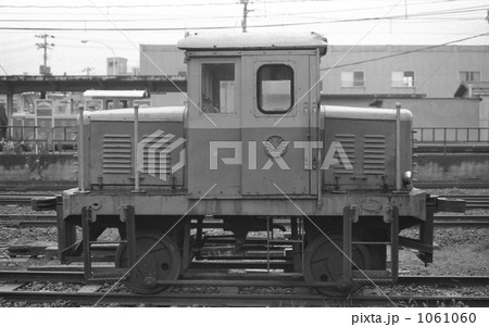 鉄道　私鉄・新潟交通　燕駅構内にて入換え作業車 1061060