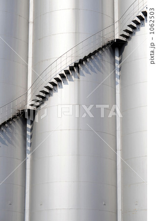 サイロ 1062503