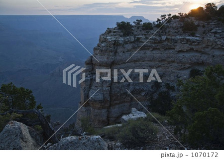 グランドキャニオンのサンセット 1070172