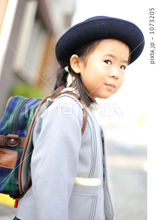 幼稚園に行こう！ 1073205