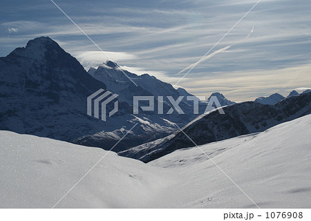 アイガーとユングフラウ 1076908