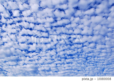 ひつじ雲の写真素材