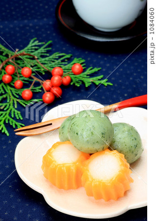 和菓子と緑茶 1084060
