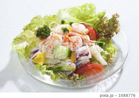 シーフードサラダ 1088776