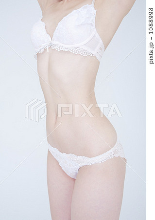 下着の女性イメージ 下着の女性イメージ 1088998