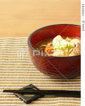 豚汁タテ 1098385