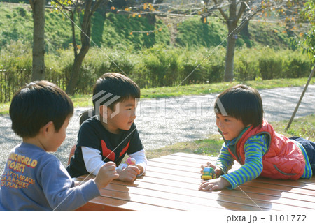 三人組のおとこのこ 1101772