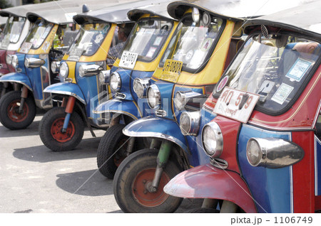 トゥクトゥク左向き 1106749
